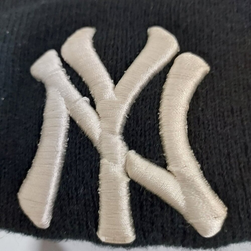 NEW YORK KIDS black Knit Cap Hat Lid Beanie Warm fancy embroidered white NY - Picture 6 of 7